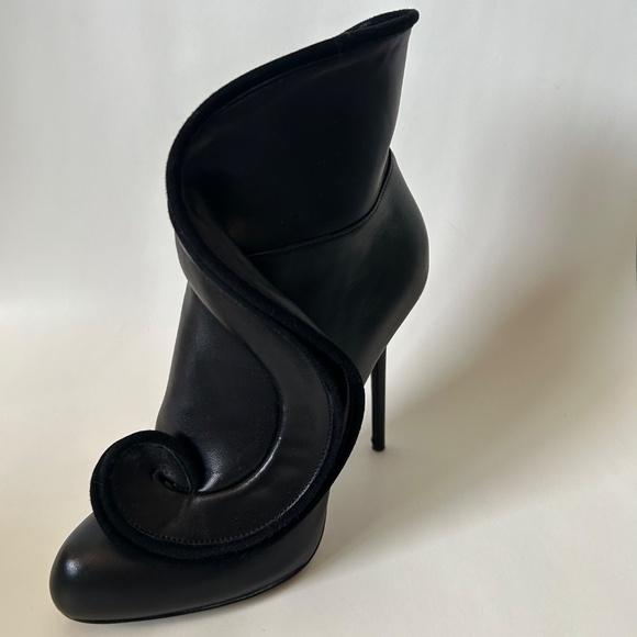 Italian leather boots - Picture 3 of 16